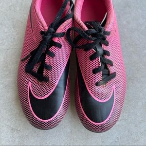 Nike girl football shoes 1.5Y